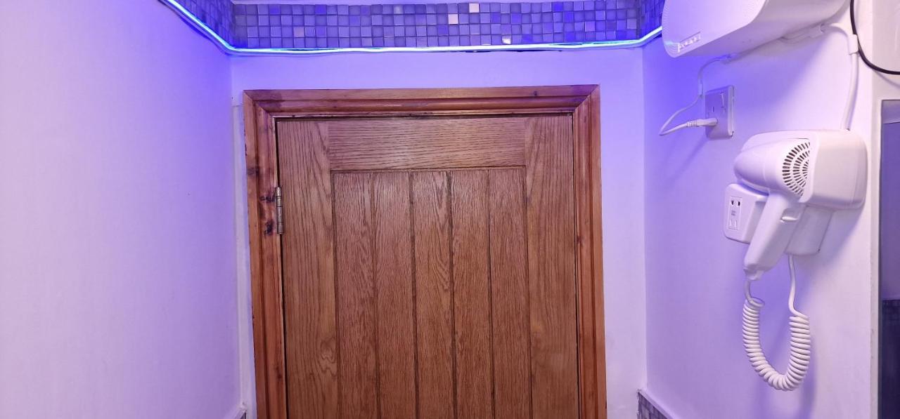 1 Bedroom Studio Eltham Exterior foto